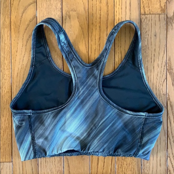 Nike sports bra - Picture 2 of 2